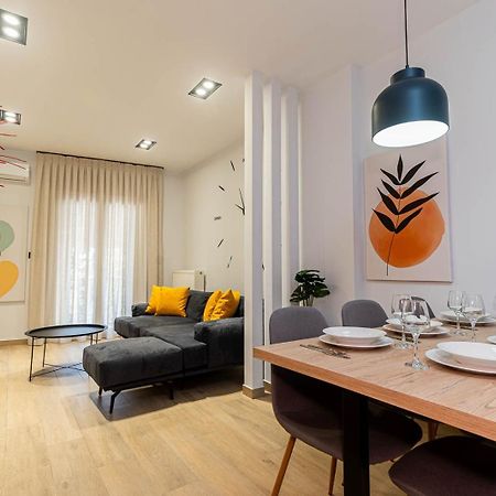 Modern 3 Bedroom Luxury Apartment เทสซาโลนิกิ ภายนอก รูปภาพ