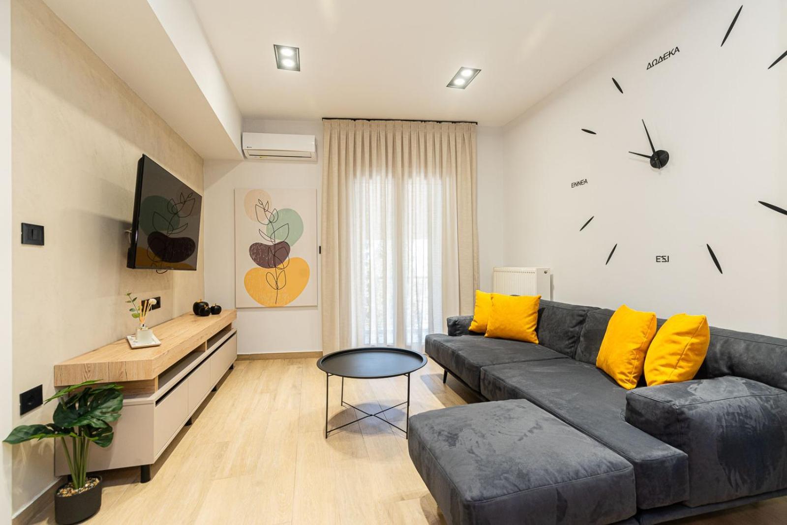 Modern 3 Bedroom Luxury Apartment เทสซาโลนิกิ ภายนอก รูปภาพ