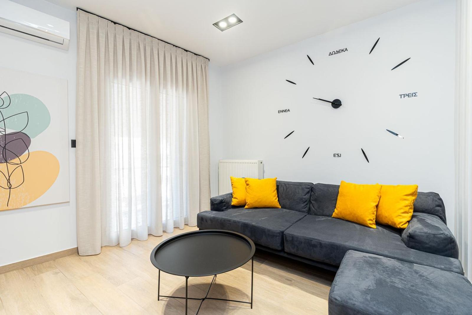 Modern 3 Bedroom Luxury Apartment เทสซาโลนิกิ ภายนอก รูปภาพ